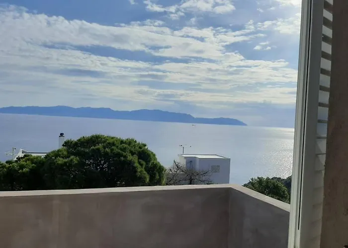 Athena S House